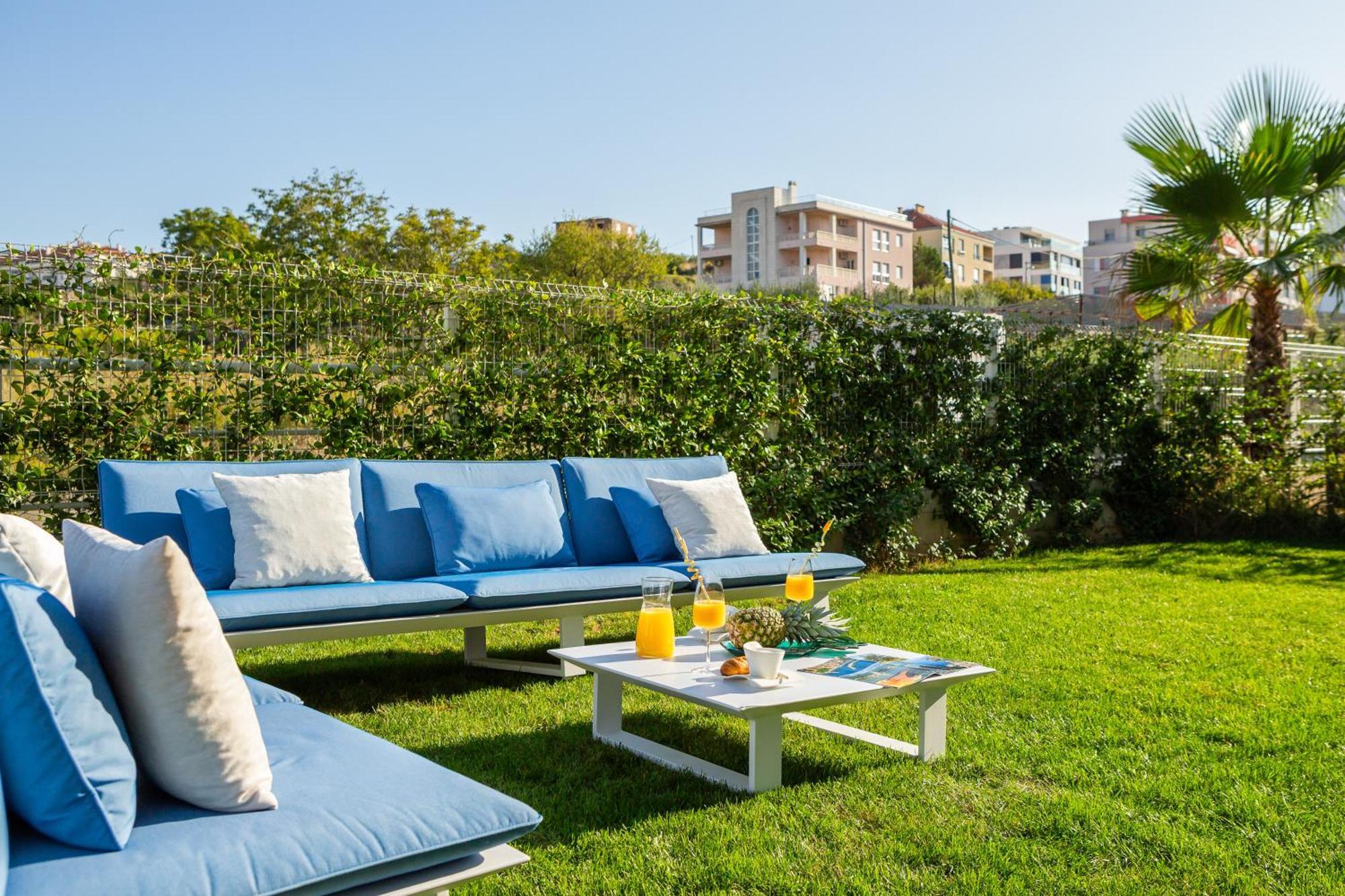 New Luxury Apartment With Private Heated Pool And Amazing Terrace With Seaview Спліт Екстер'єр фото